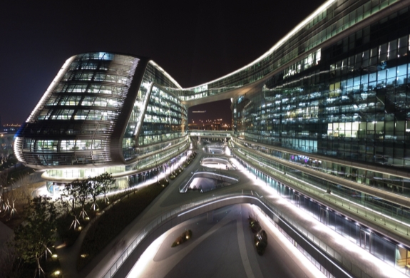 扎哈.哈迪德流動藝術(shù)之美——上海凌空SOHO/攜程艾克森換熱機組案例