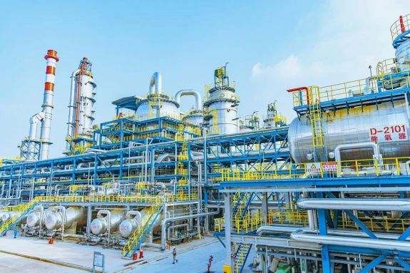 打造世界級高科技一體化綠色石化基地——鎮(zhèn)海煉化艾克森換熱機組案例